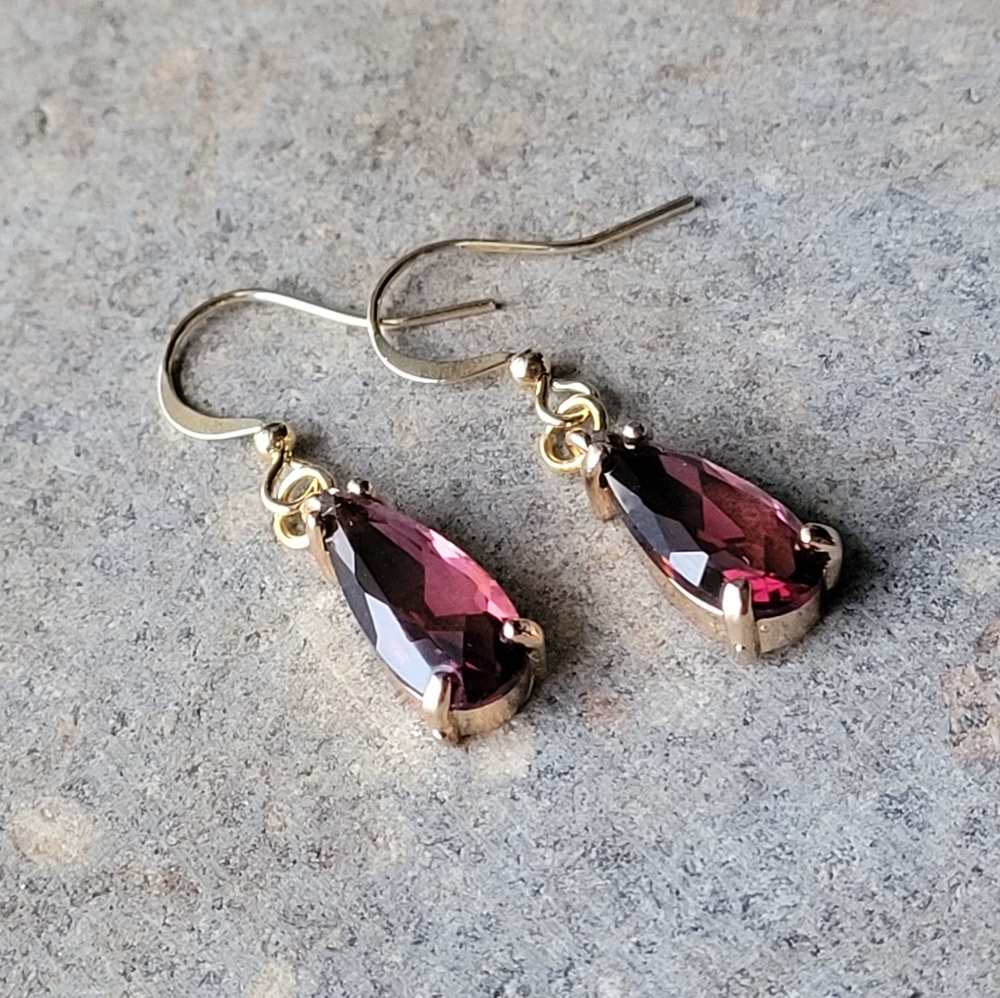 18k Gold Garnet Stone Earrings